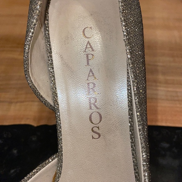 Sparkles heels - perfect for the holidays! - Picture 3 of 4